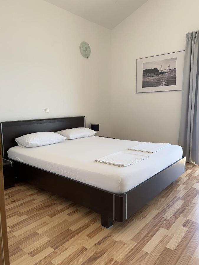 Apartments Angela سيساريكا المظهر الخارجي الصورة