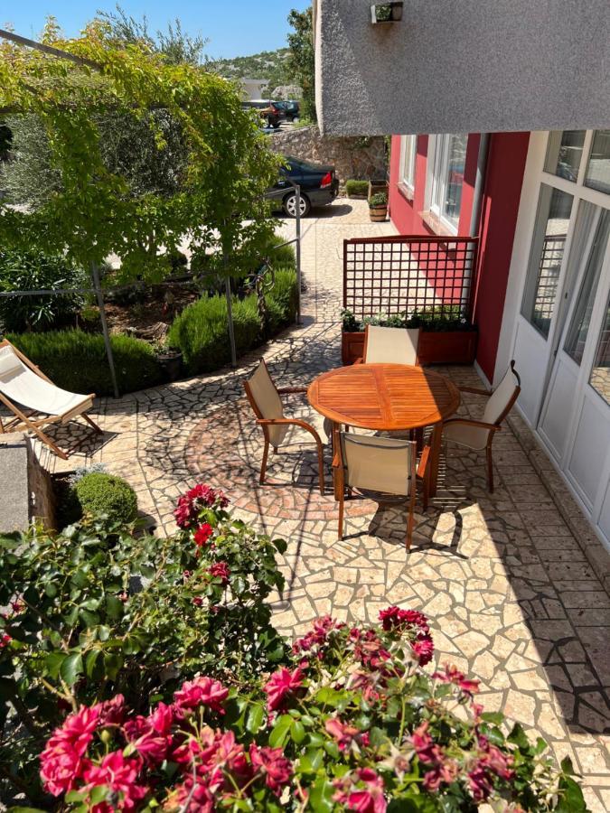 Apartments Angela سيساريكا المظهر الخارجي الصورة