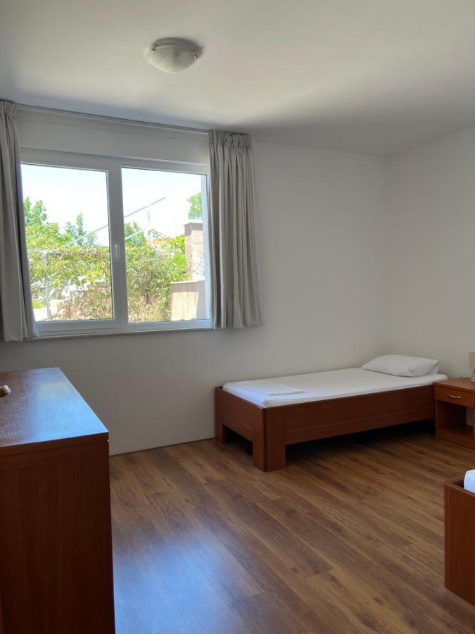 Apartments Angela سيساريكا المظهر الخارجي الصورة
